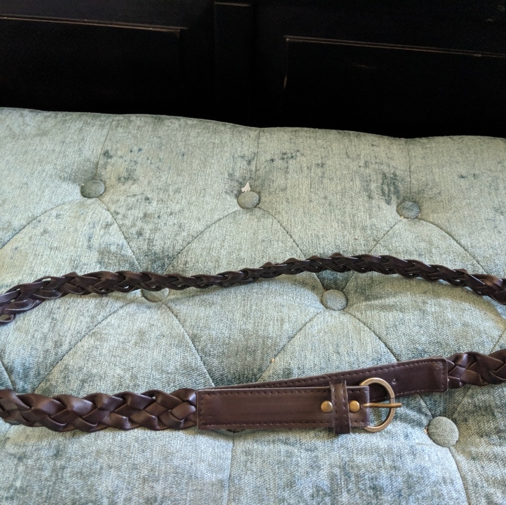 Brown woven belt.